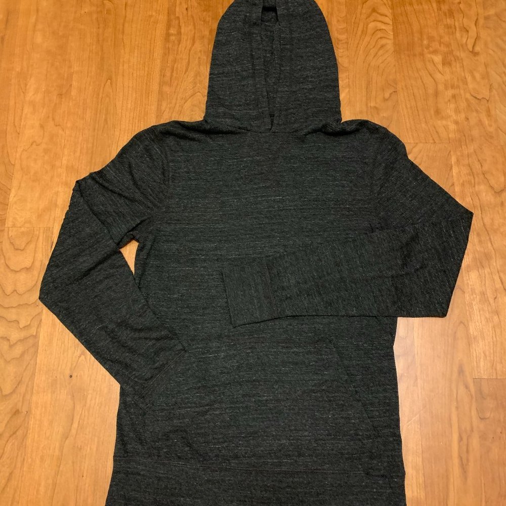 OTB Lightweight kangaroo pocket hoodie